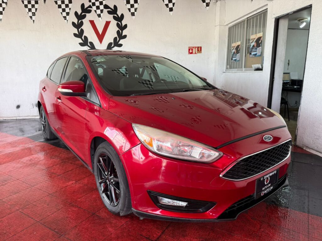 Ford Focus Hatchback 2016 Automatico